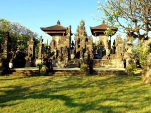 Pura Maduwe Karang